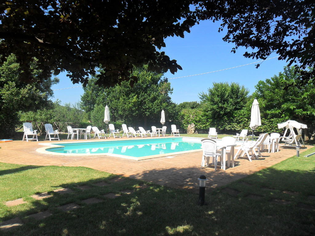 Casale Santa Caterina Aparthotel Amelia Bagian luar foto